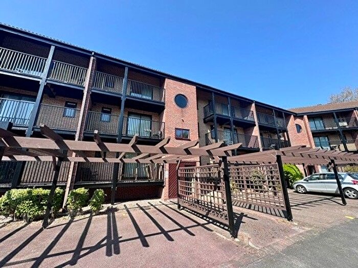 Studio To Rent In Castle Gardens, Nottingham, NG7