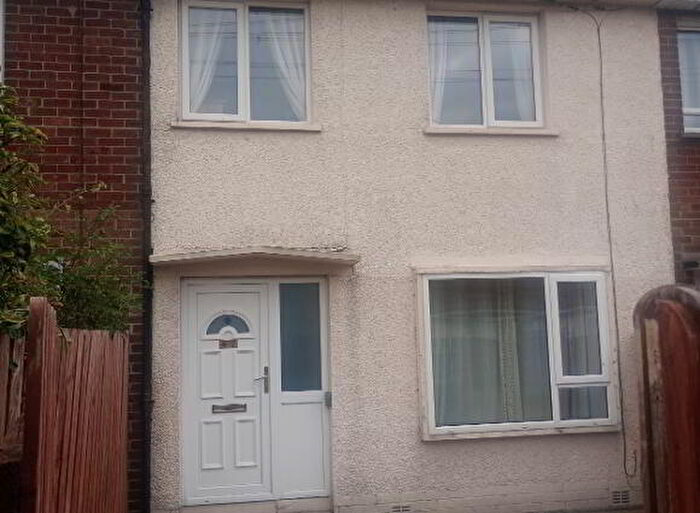 3 Bedroom Mid Terraced House For Sale In Ballaghbeg Park, Newcastle, BT33