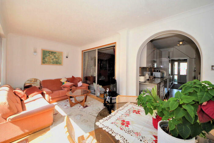 3 Bedroom Terraced House To Rent In Arlington Road, London, N14