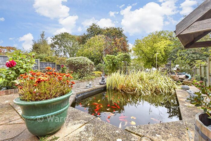 4 Bedroom Semi Detached House For Sale In Roosevelt Road, Dover, Kent, CT16