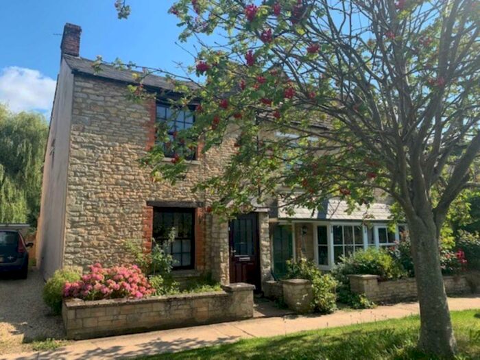 3 Bedroom Cottage To Rent In High Street, Standlake, OX29