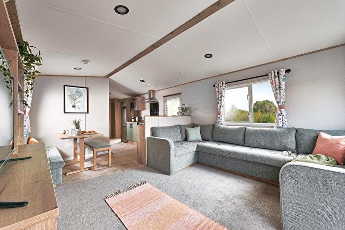 2 Bedroom Caravan For Sale In , SA66