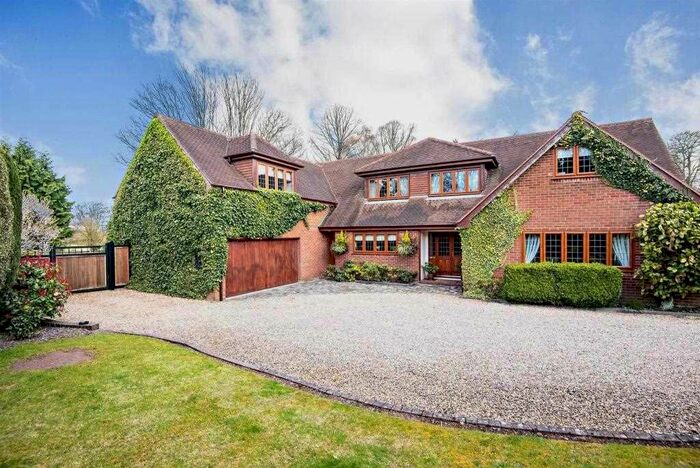 5 Bedroom Detached House To Rent In Stonehouse Drive, Little Aston, Sutton Coldfield, B74