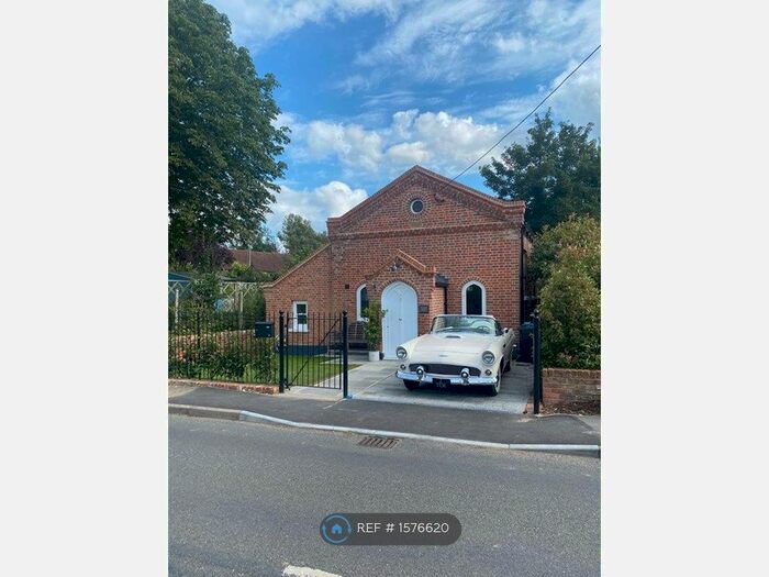 1 Bedroom Detached House To Rent In The Little Chapel, Paley Street, Maidenhead, SL6