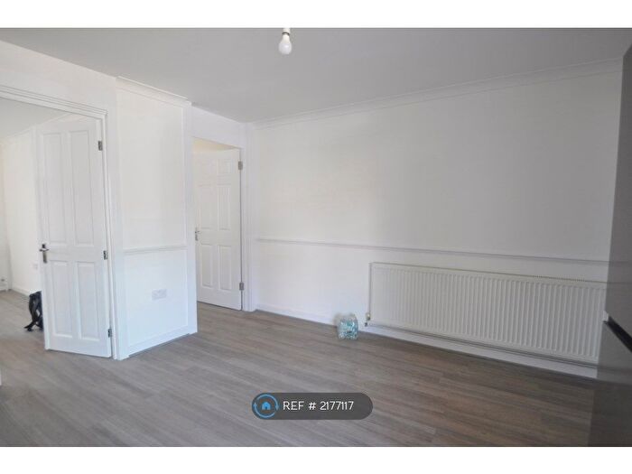 3 Bedroom Semi-Detached House To Rent In Eastbrooks, Pitsea, Basildon, SS13