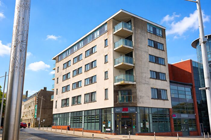 2 Bedroom Flat For Sale In Salubrious Court, Salubrious Passage, Swansea, SA1