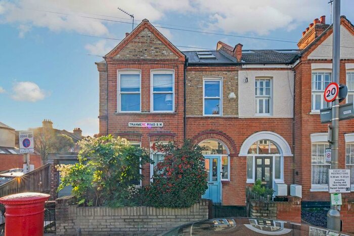 4 Bedroom Flat To Rent In Tranmere Road, London, SW18