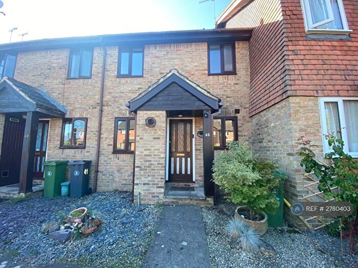 1 Bedroom Terraced House To Rent In Oak Ridge, West End, Woking, GU24