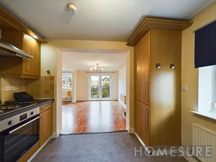 2 Bedroom Apartment For Sale In South Ferry Quay, Liverpool, L3