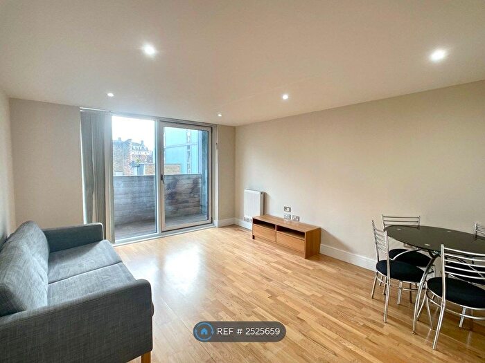 1 Bedroom Flat To Rent In Torrent Lodge, London, SE10