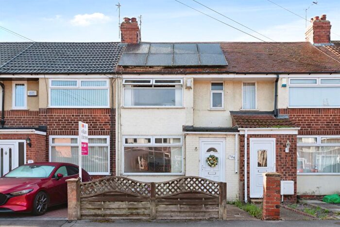 2 Bedroom Terraced House For Sale In Welwyn Park Road, Hull, HU6