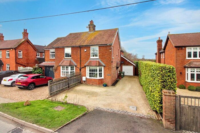 3 Bedroom Semi-Detached House For Sale In Marroway Weston Turville, HP22