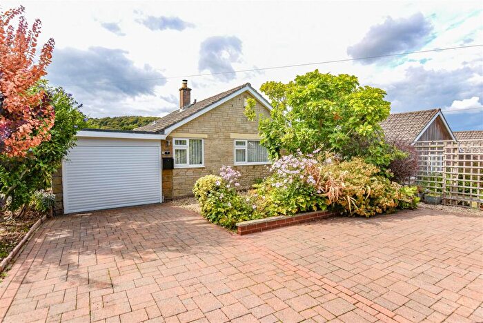 2 Bedroom Detached Bungalow For Sale In Byron Road, Dursley, GL11