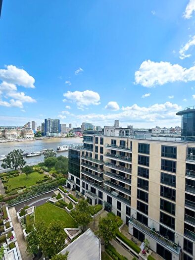 2 Bedroom Flat For Sale In Fountain House, The Boulevard, SW6