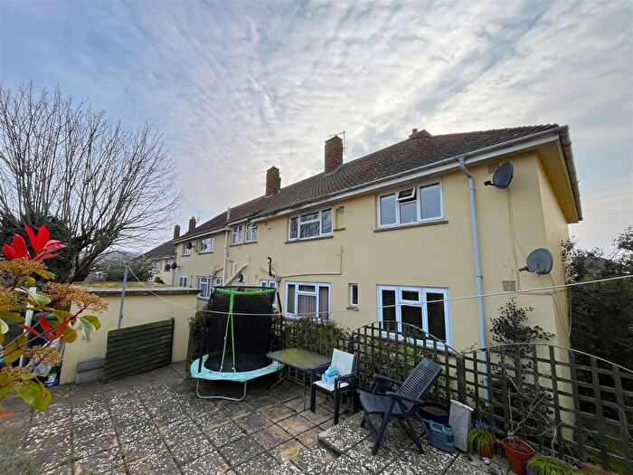 2 Bedroom Flat For Sale In Tollerdown Road, Weymouth, DT4