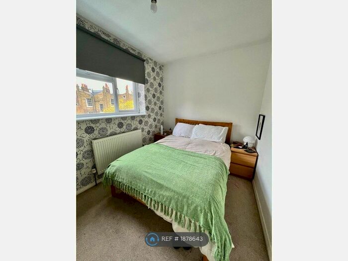 1 Bedroom Flat To Rent In Basire Street, London, N1