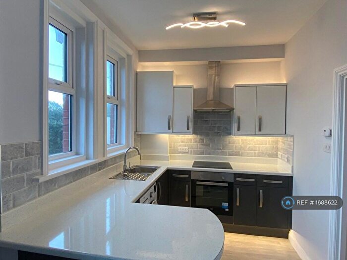 1 Bedroom Flat To Rent In Walpole Road, Bournemouth, BH1