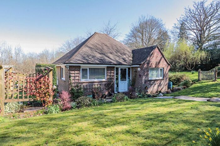 3 Bedroom Detached House For Sale In London Road, Hurst Green, Etchingham, TN19