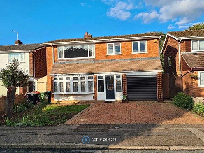 4 Bedroom Detached House To Rent In Milford Avenue, Milton Keynes, MK11