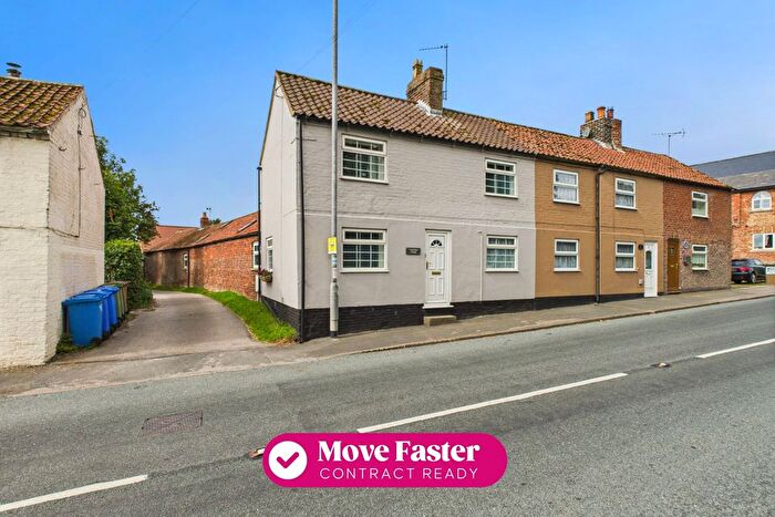 4 Bedroom Detached House For Sale In Cross Keys Cottages, Main Street, Garton-On-The-Wolds, Driffield, YO25