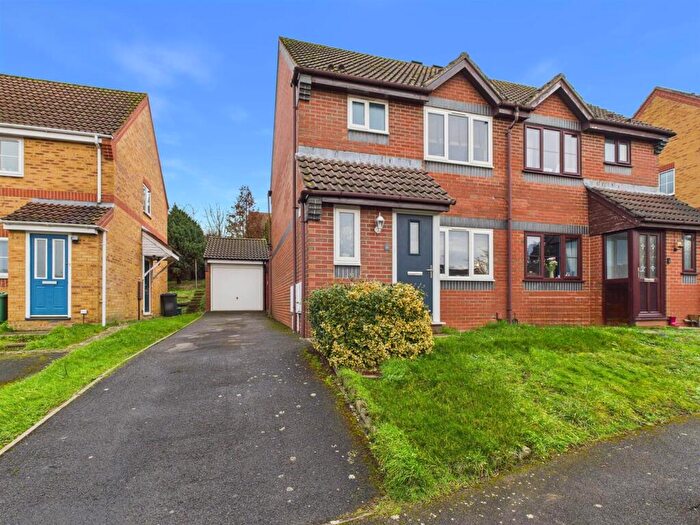 3 Bedroom Semi Detached House For Sale In Stewarts Mill Lane, Abbeymead, Gloucester, GL4