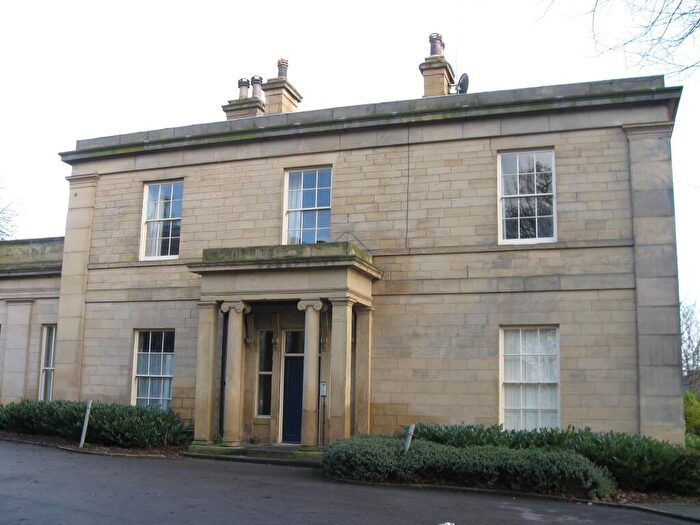 2 Bedroom Flat To Rent In Buckingham House, Headingley Lane, LS6