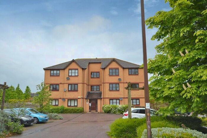 1 Bedroom Flat To Rent In Wimborne Crescent, Westcroft, Milton Keynes, Buckinghamshire, MK4