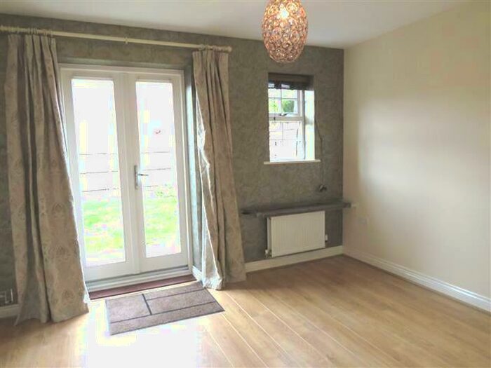 4 Bedroom Town House To Rent In Whittingham Avenue, Wendover, Aylesbury, HP22