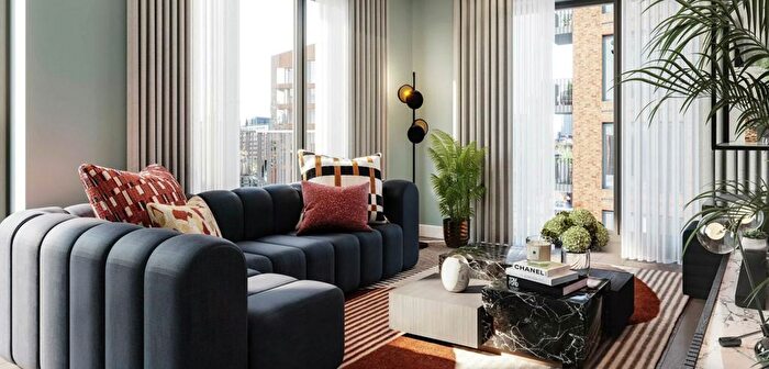 2 Bedroom Flat To Rent In Belmont Wharf, Glasswater Locks, B4