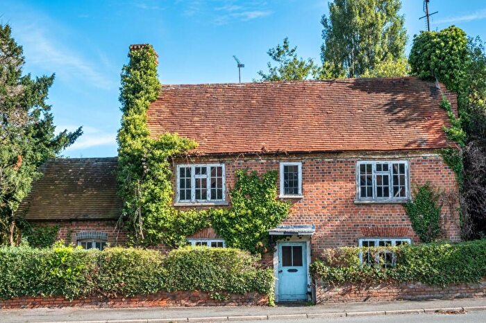 House For Sale In Church Road, Aldermaston, Reading, Berkshire, RG7