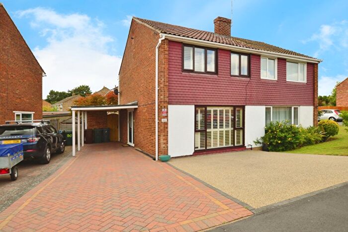 3 Bedroom Semi-Detached House For Sale In Tritton Fields, Kennington, Ashford, Kent, TN24