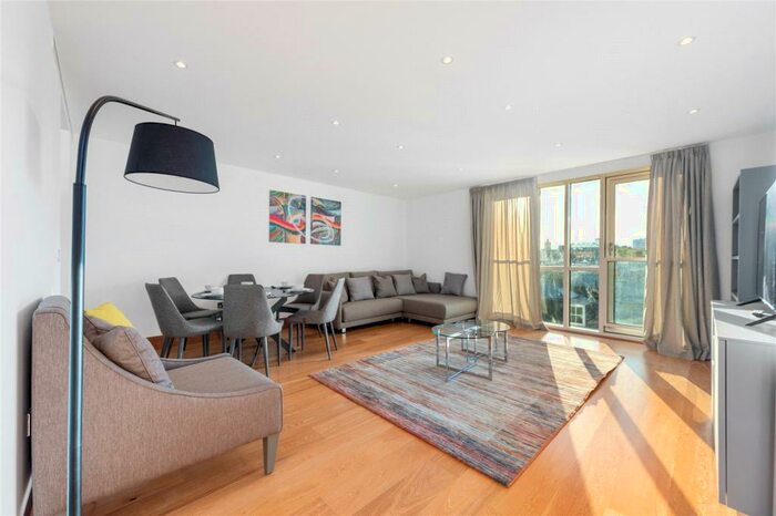 2 Bedroom Apartment To Rent In Parkview Residence, Baker Street, London, NW1