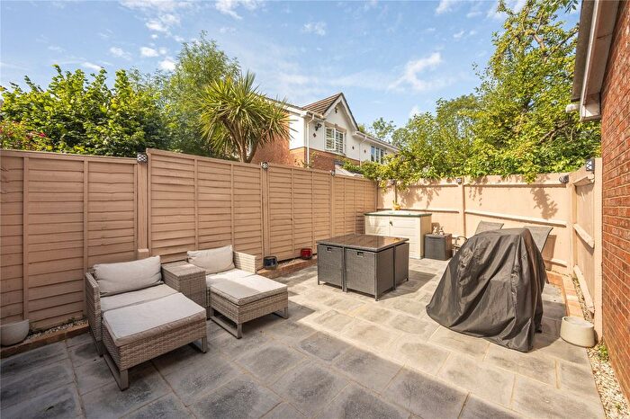 2 Bedroom End Of Terrace House For Sale In Brancaster Drive, Mill Hill, London, NW7