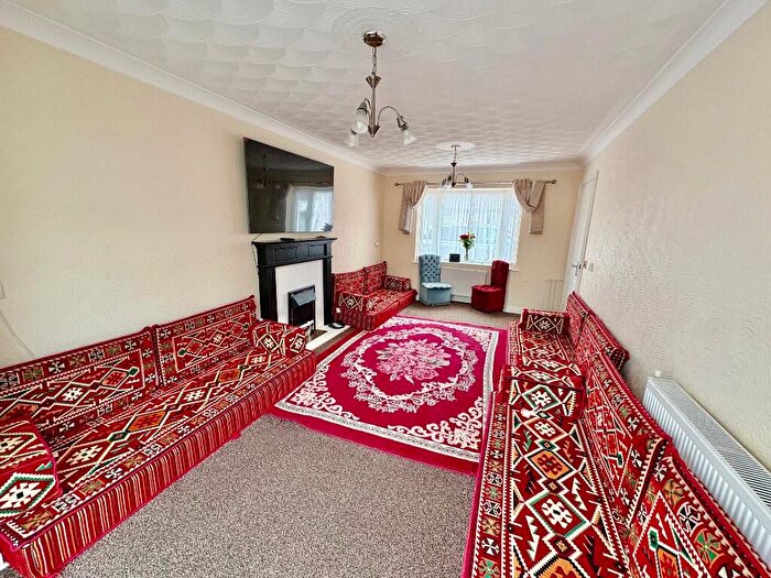 2 Bedroom Detached Bungalow For Sale In Benyon Grove, Peterborough, Cambridgeshire, PE2