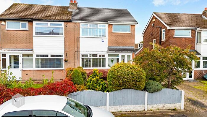 3 Bedroom Semi Detached House For Sale In Hertford Drive, Tyldesley, M29