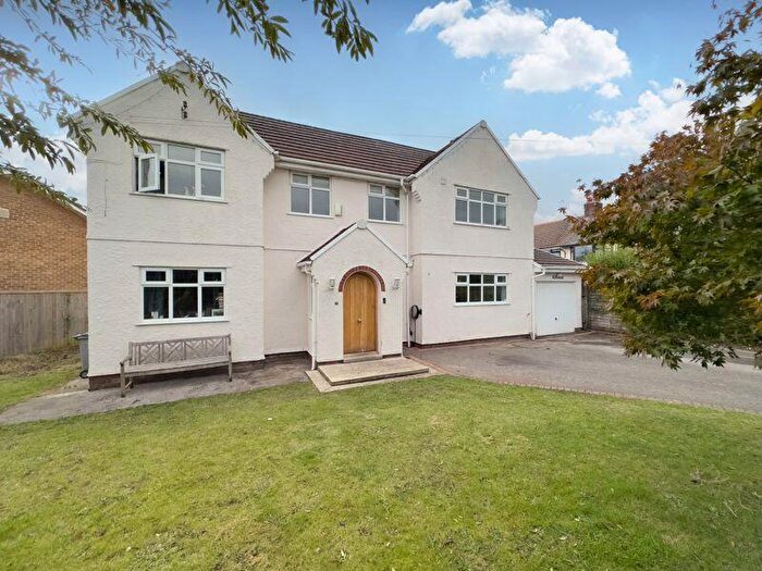 4 Bedroom Detached House For Sale In Delavor Road, Lower Heswall, Wirral, CH60