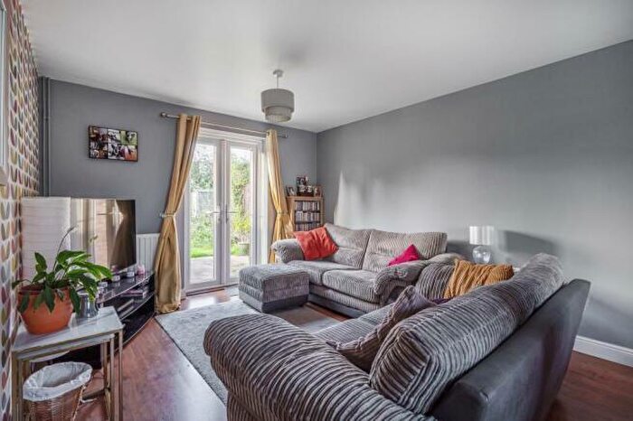 3 Bedroom Terraced House To Rent In Wood Farm Road, Headington, OX3