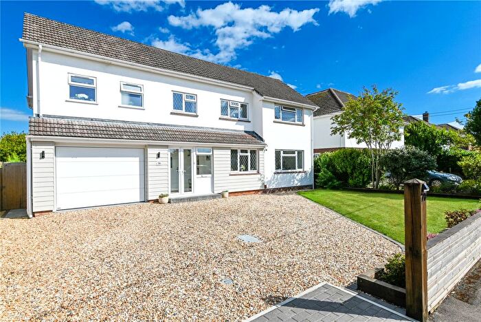 4 Bedroom Detached House For Sale In Barton Drive, Barton On Sea, New Milton, Hampshire, BH25