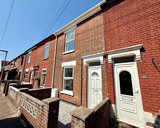 3 Bedroom Terraced House For Sale In Palgrave Road, Great Yarmouth, NR30