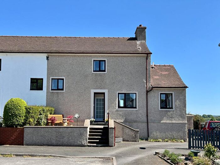 3 Bedroom Semi-Detached House For Sale In Braeside, New Galloway, Castle Douglas, DG7
