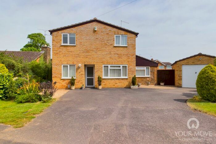 4 Bedroom Detached House For Sale In Hillside Crescent, Nether Heyford, Northampton, NN7