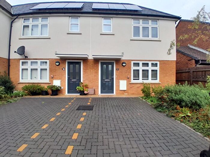 3 Bedroom House To Rent In Zinnia Close, Ensbury Park, BH10
