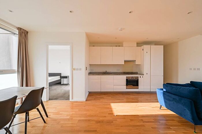 2 Bedroom Flat To Rent In Taffeta House, East Village, Stratford, London, E20