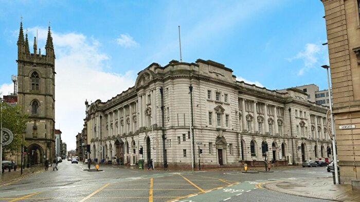 2 Bedroom Apartment For Sale In City Exchange, Lowgate, Hull, HU1