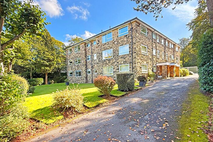 2 Bedroom Flat For Sale In Duchy Grange, Kent Road, HG1