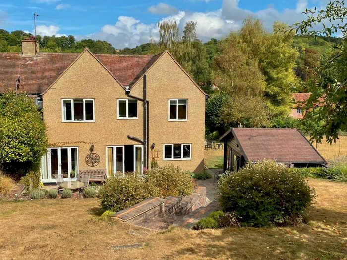 4 Bedroom Semi-Detached House For Sale In Hambleden, Buckinghamshire, Henley-On-Thames, RG9