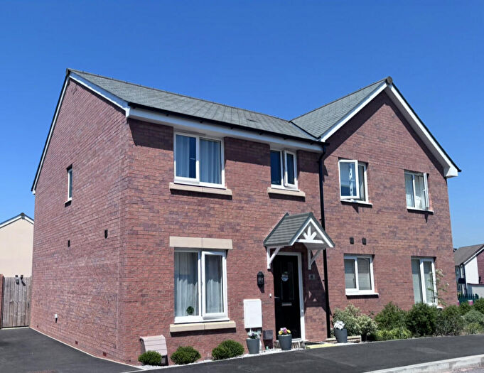 3 Bedroom Semi Detached House To Rent In Couch Field, Cranbrook, EX5