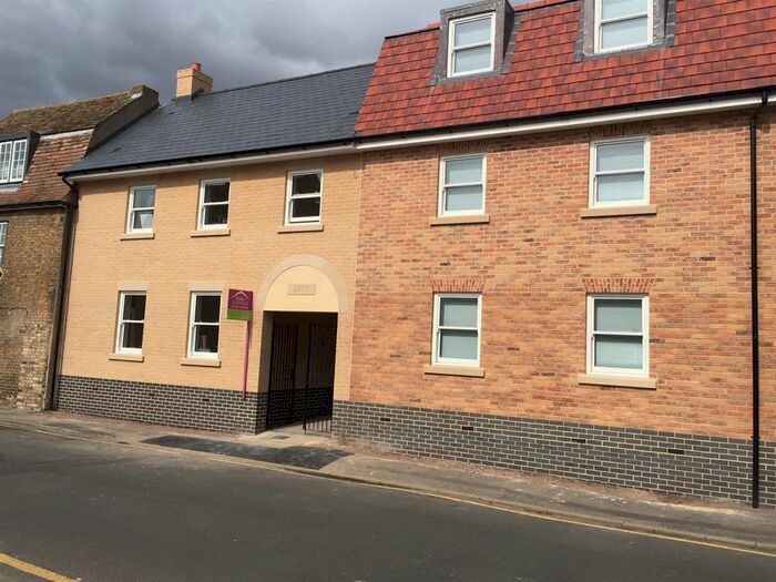 3 Bedroom Terraced House To Rent In Riverport Mews, West Street, St Ives, PE27