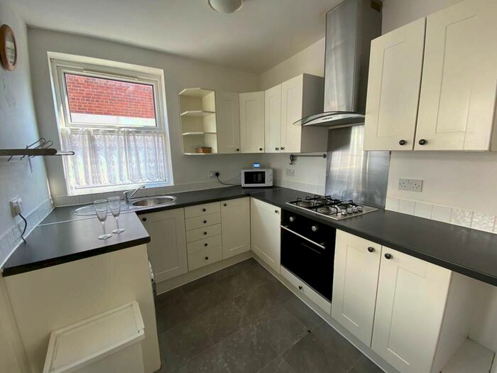 4 Bedroom Terraced House To Rent In Croydon Street, Sheffield, S11