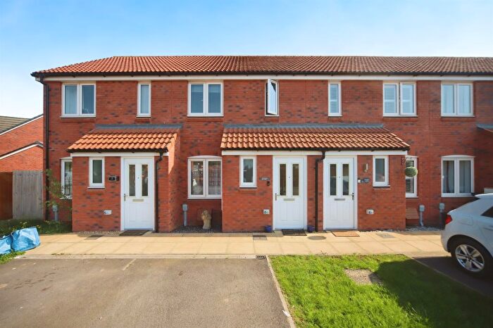 2 Bedroom Terraced House For Sale In Knight Lane, Monkton Heathfield, Taunton, TA2